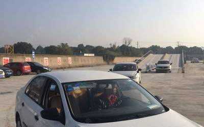 远方驾校王珂理论操作教练|王珂理论操作教练评价怎么样|常州驾驶员教练【常州远方