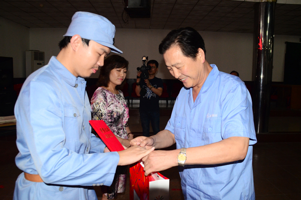 emc易倍体育制药集团职工经典诵读大赛圆满结束<br />